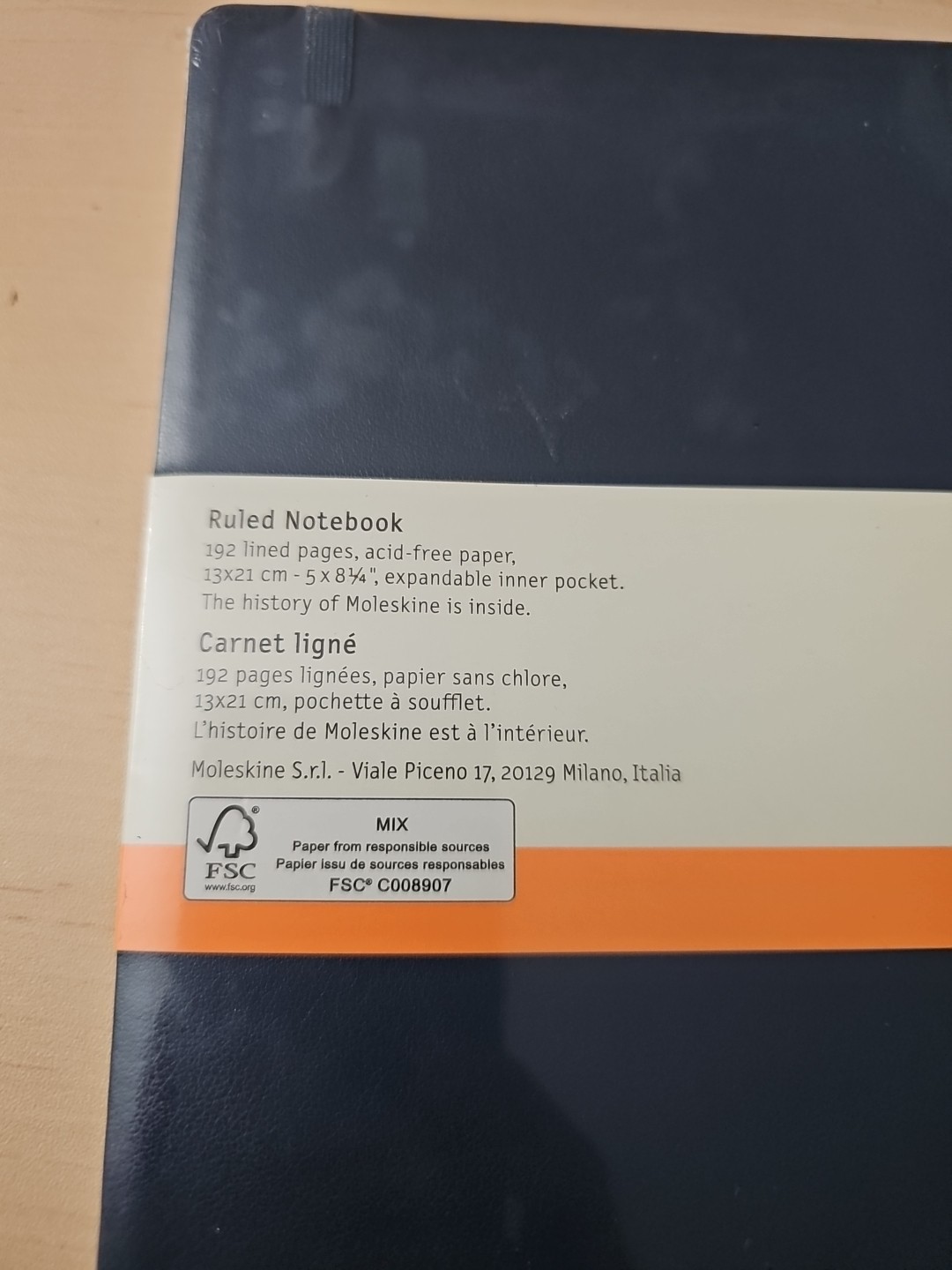 Moleskine Classic Notebook, Soft Cover, Large (5″ x 8.25″) Ruled/Lined, Sapphire
