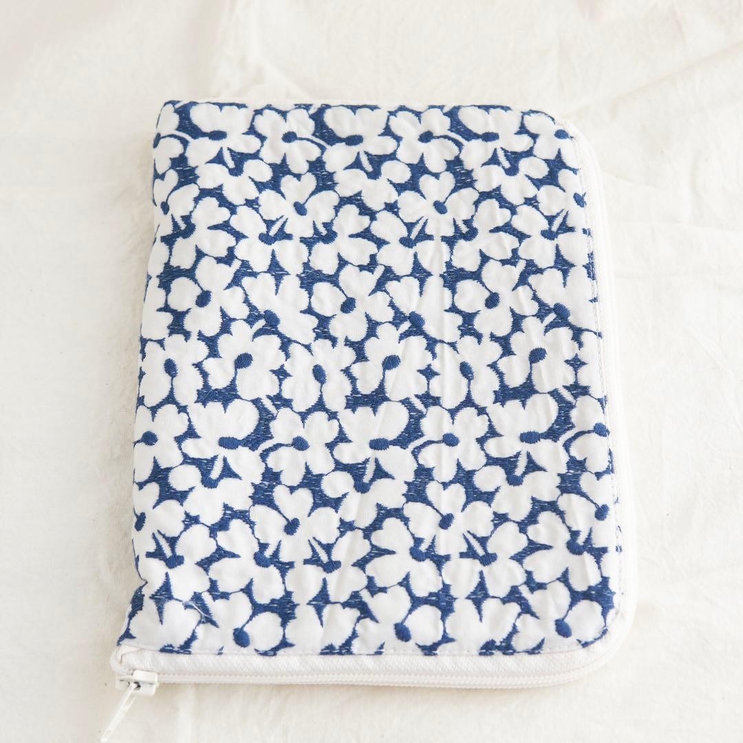 Zipper Book Cover Floral Pattern Waterproof Protective Used