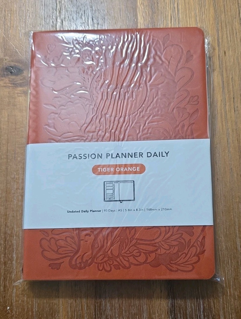 Passion Planner Daily Tiger Orange Daily 93 Days – New In Package