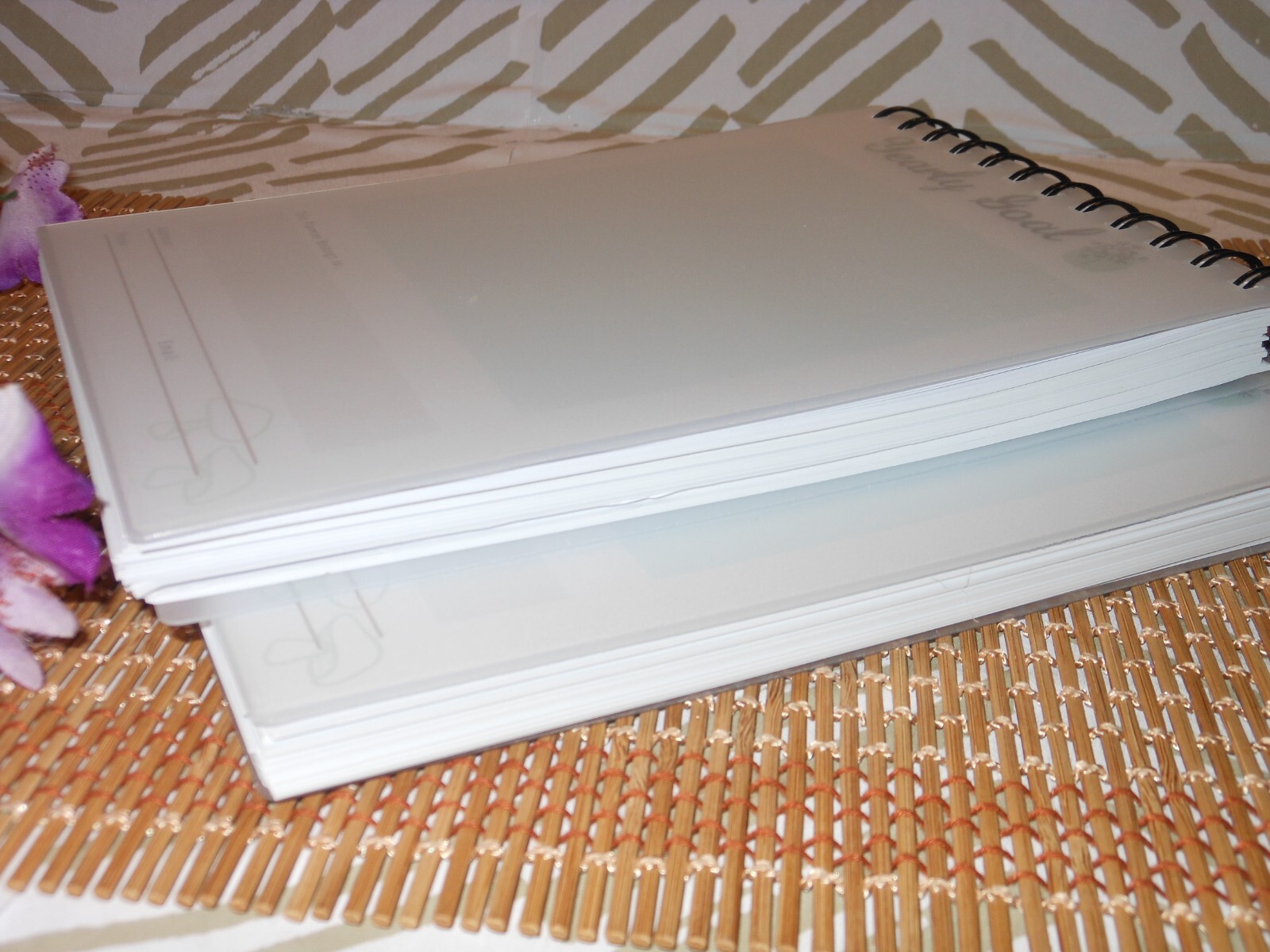 2 X DAILY, WEEKLY , MONTHLY BLANK NOTEPAD PLANNERS & GOALS , SPIRAL