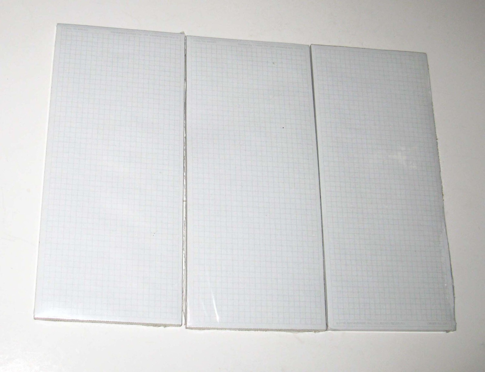 NEW SEALED DAYRUNNER Lot of 3 PPR Designer Grid Writing Pad Grey Lines 034-198