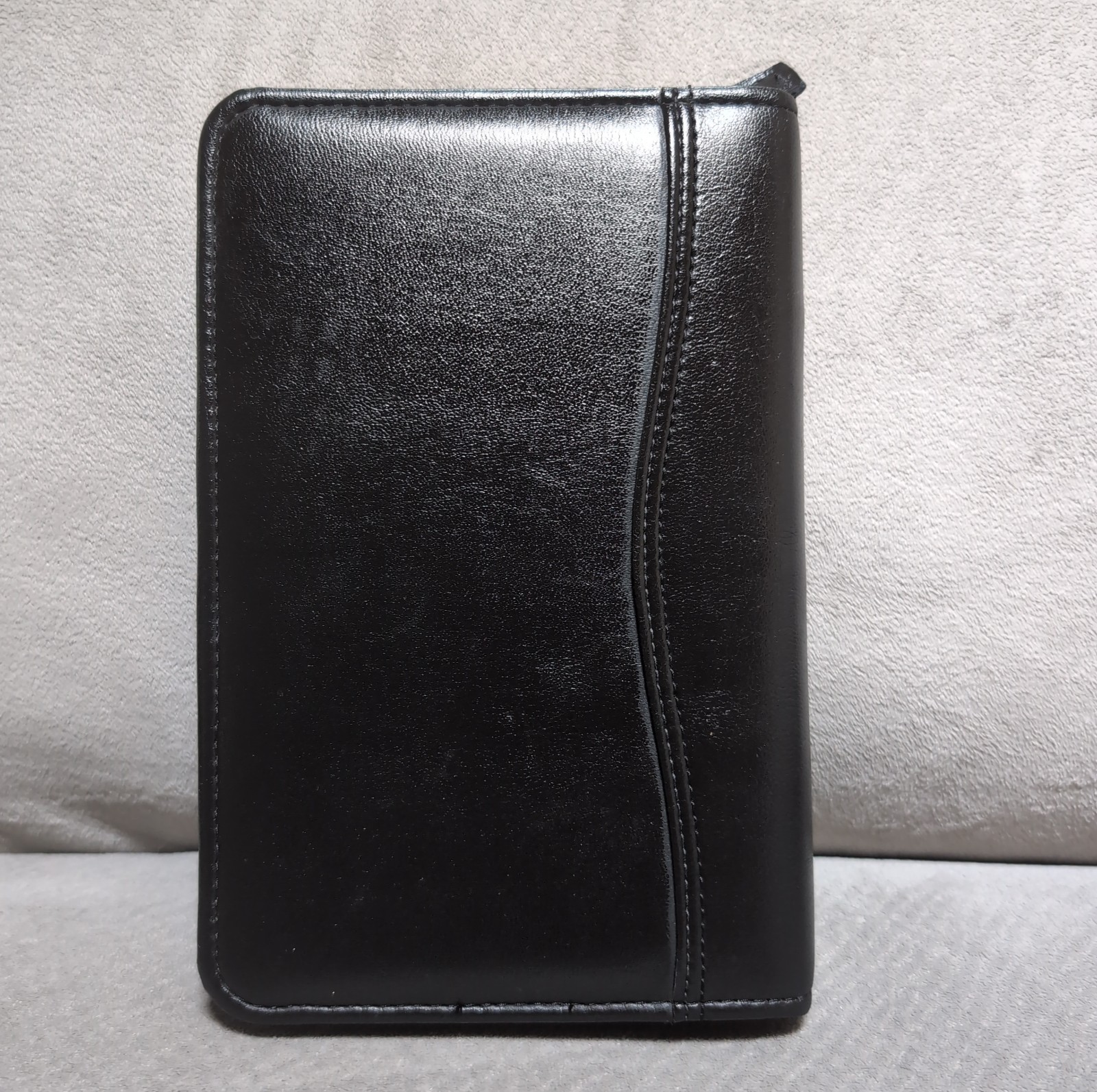 Day Timer Binder Black Leather 7 Ring 1″ Zip Up VTG 90s