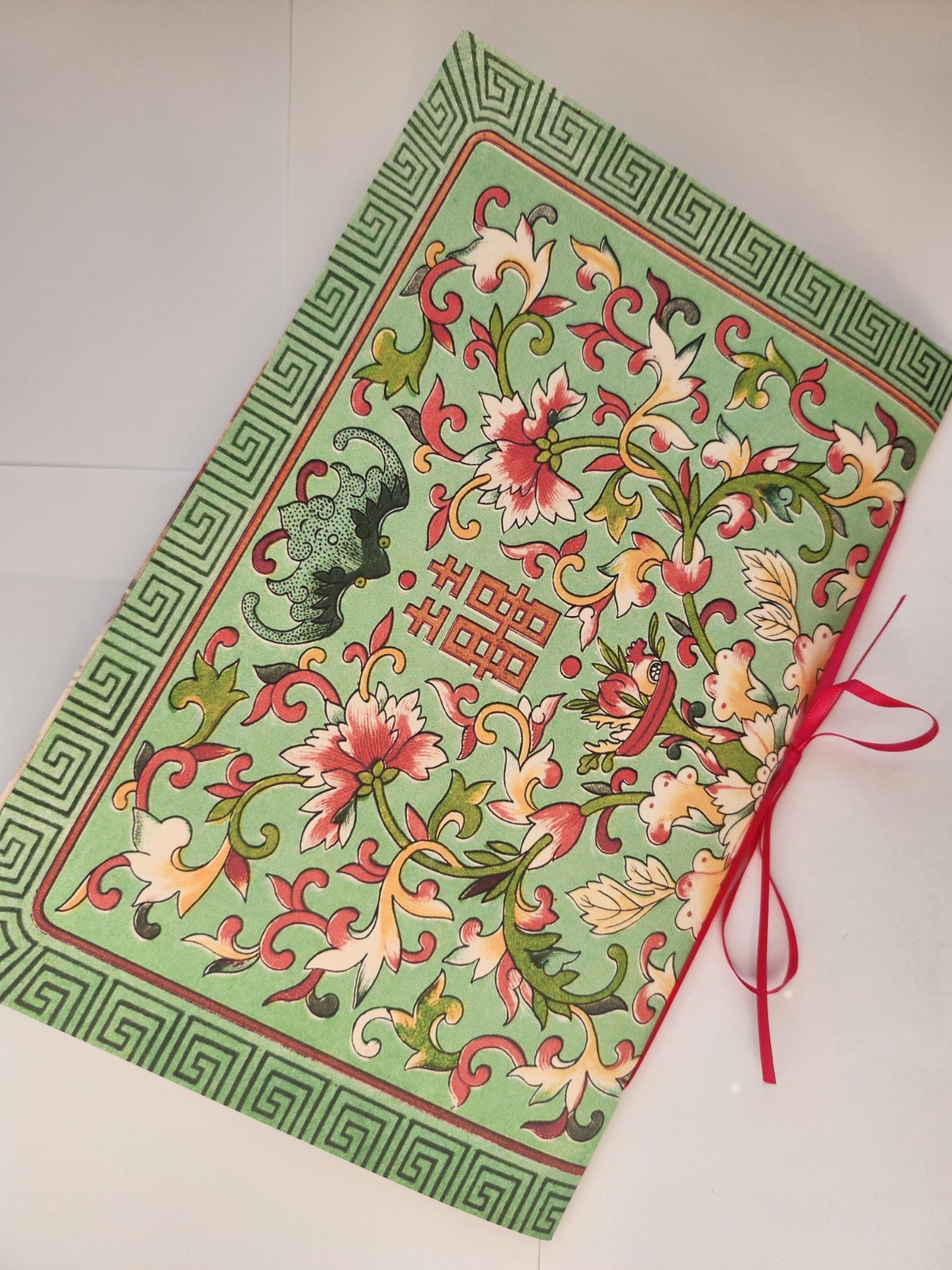 “ASIAN SPLENDOR” Oriental Japanese Style Junk Journal Vibrant Images 40pg 6″x9″