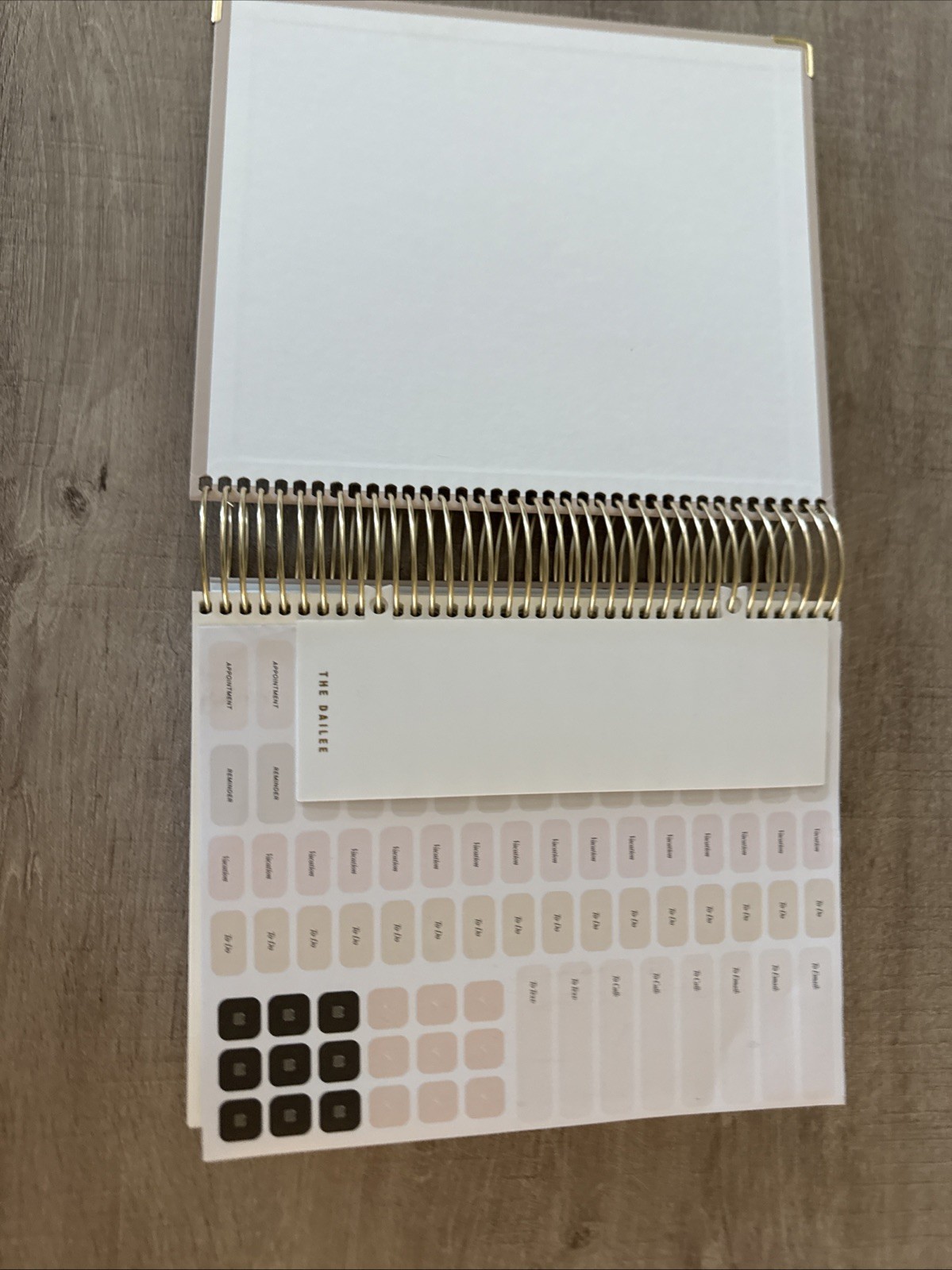 The Dailee 2026 Daily Weekly Monthly Planner Spiral Calendar Year 2026 7×9 READ