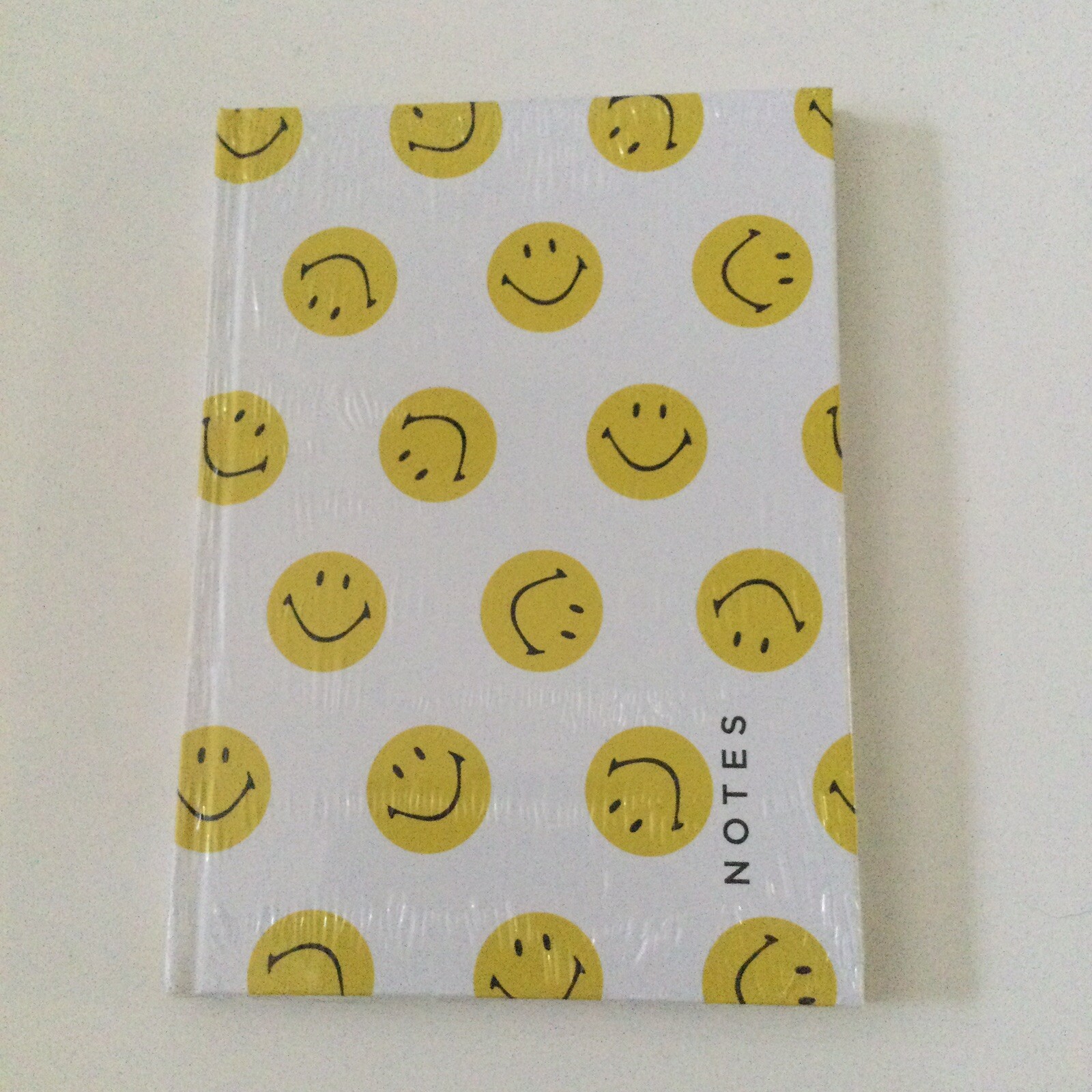 SMILEY LINED NOTEBOOK 6”x8” NEW SHRINK WRAPPED YELLOW NWT