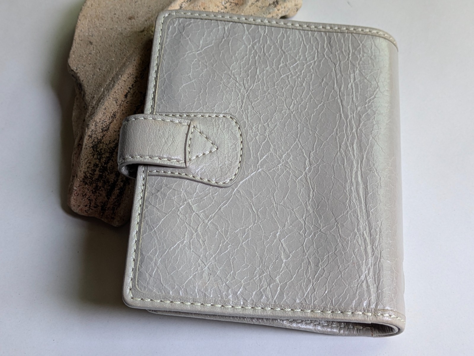 Filofax Malden Small 6-Ring Binder Organizer Planner Stone Vintage Leather Cover