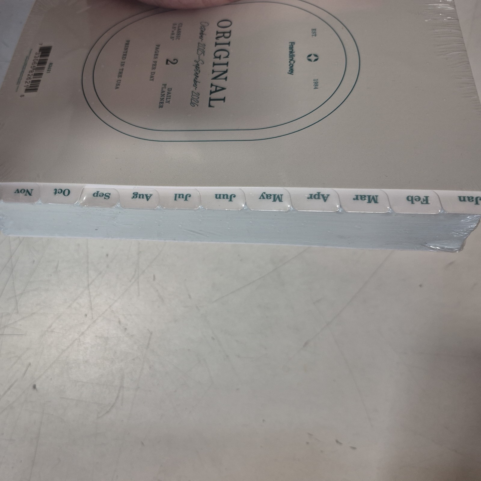 – Two Page Per Day Ring-Bound Planner Classic, Oct 2025 – Sep 2026