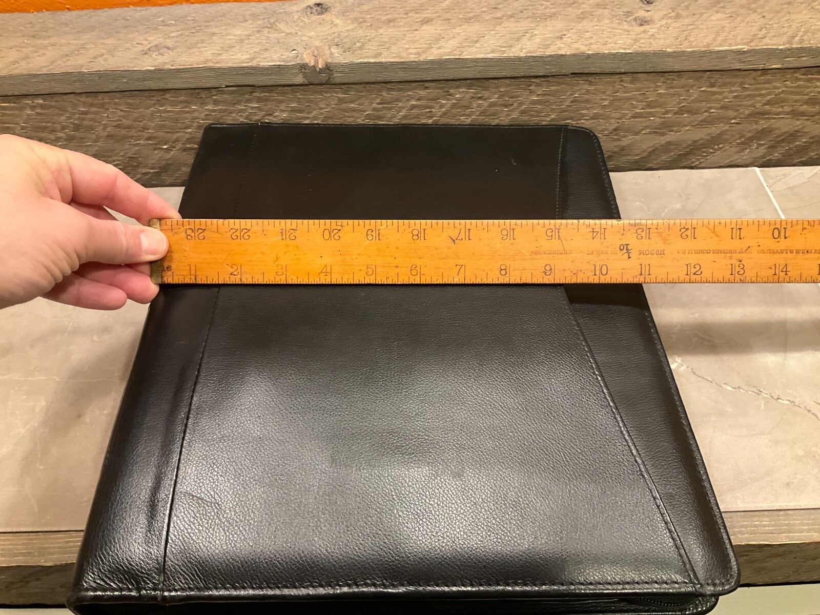 Vintage Day Runner Pro Business System Inserts Black Leather 7 Ring Handles