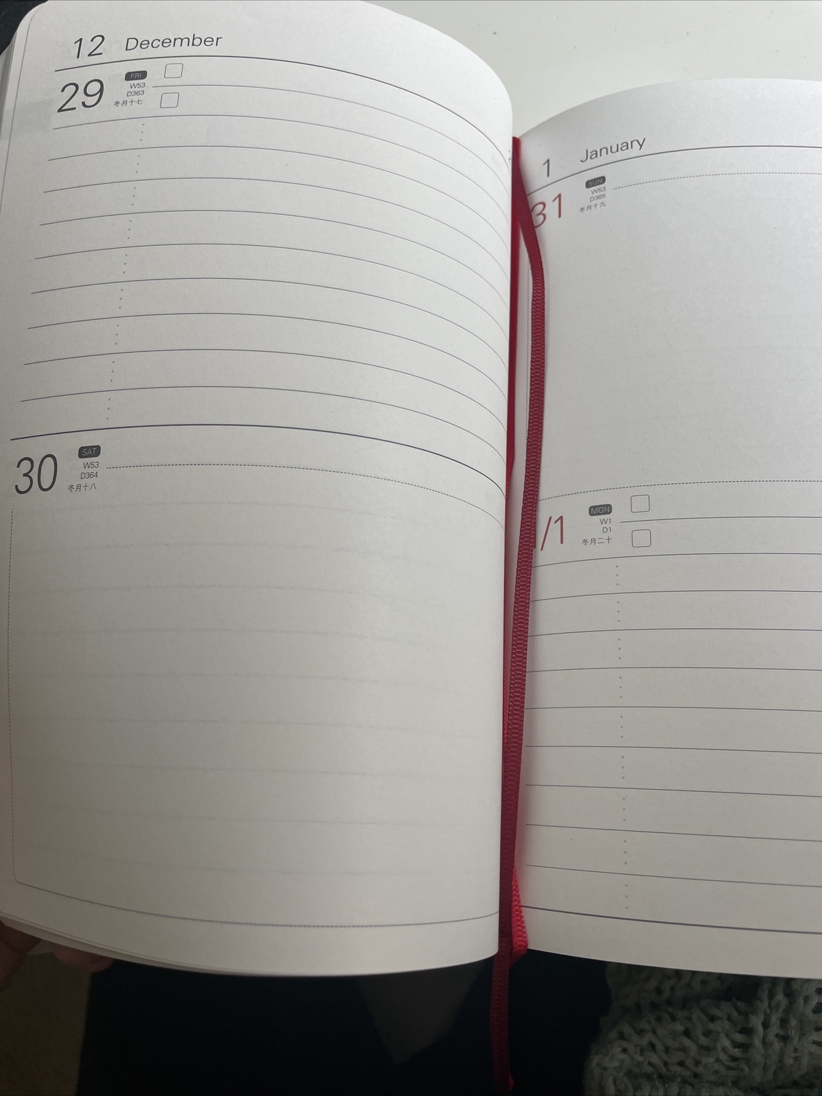 Kinbor Planner 2024 Red A5 2 Days Per Page Chinese hononichi Dupe