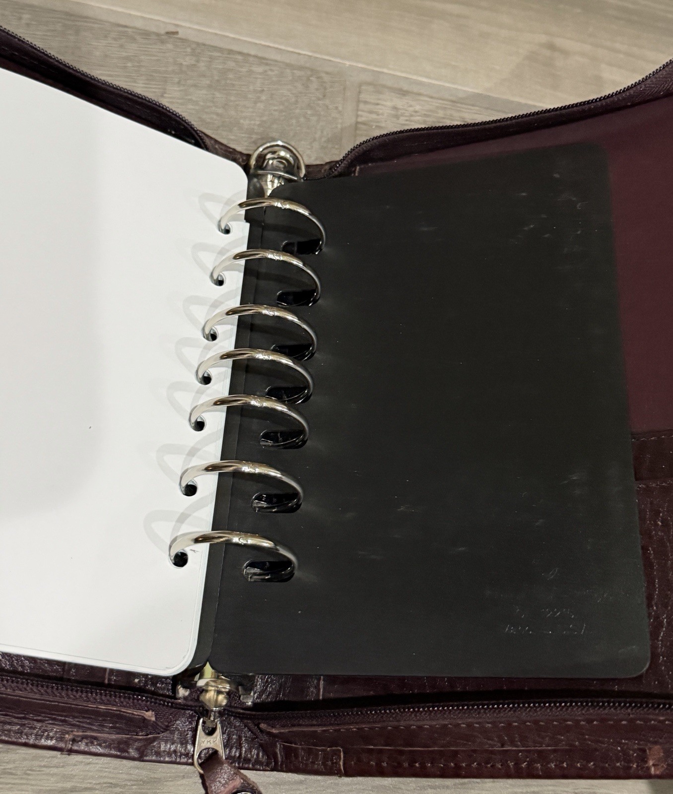 Franklin Covey Burgundy Leather Planner Organizer Binder 7 Ring Zip Around