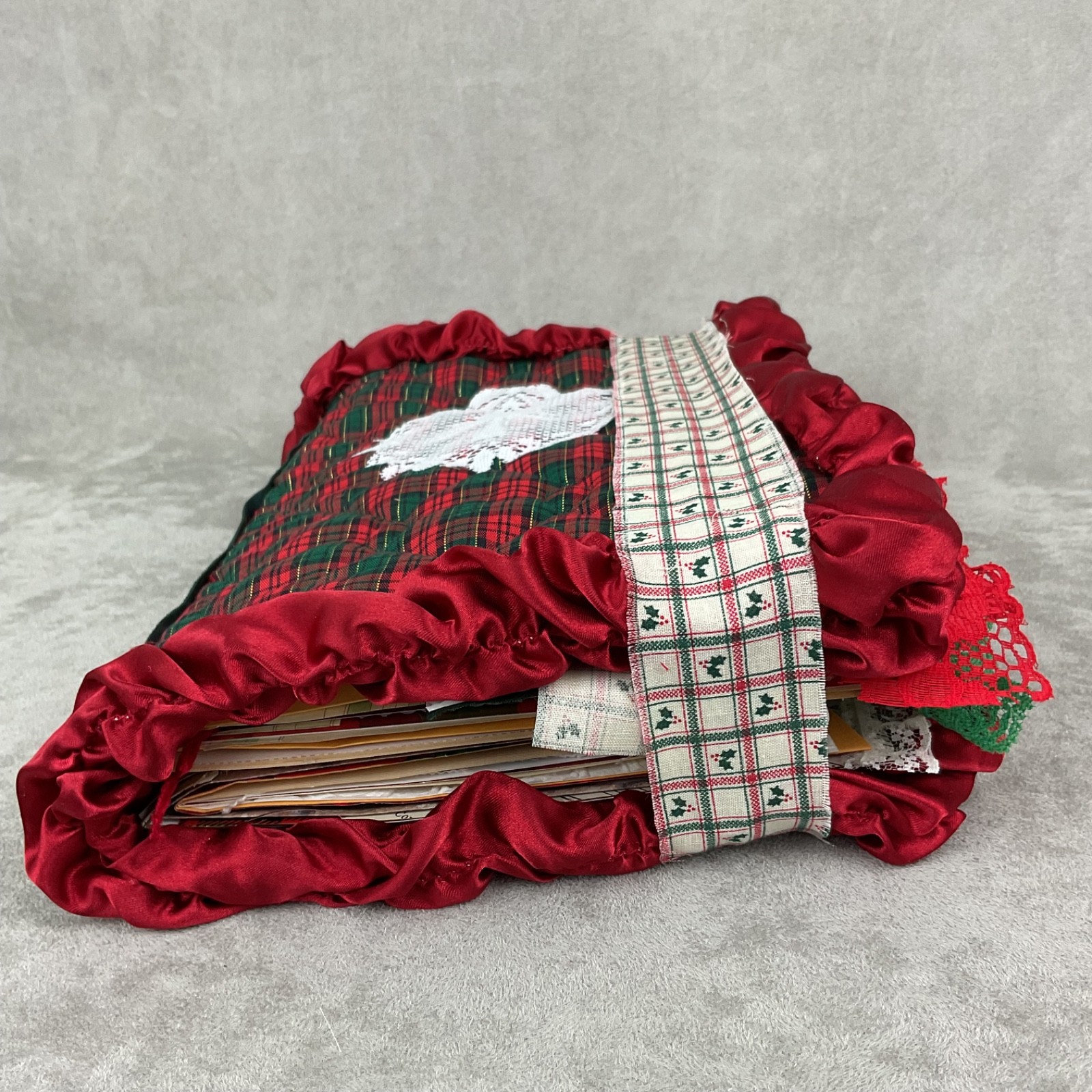 Handmade Christmas Junk Journal – 86 pages mixed media art book – quilted plaid