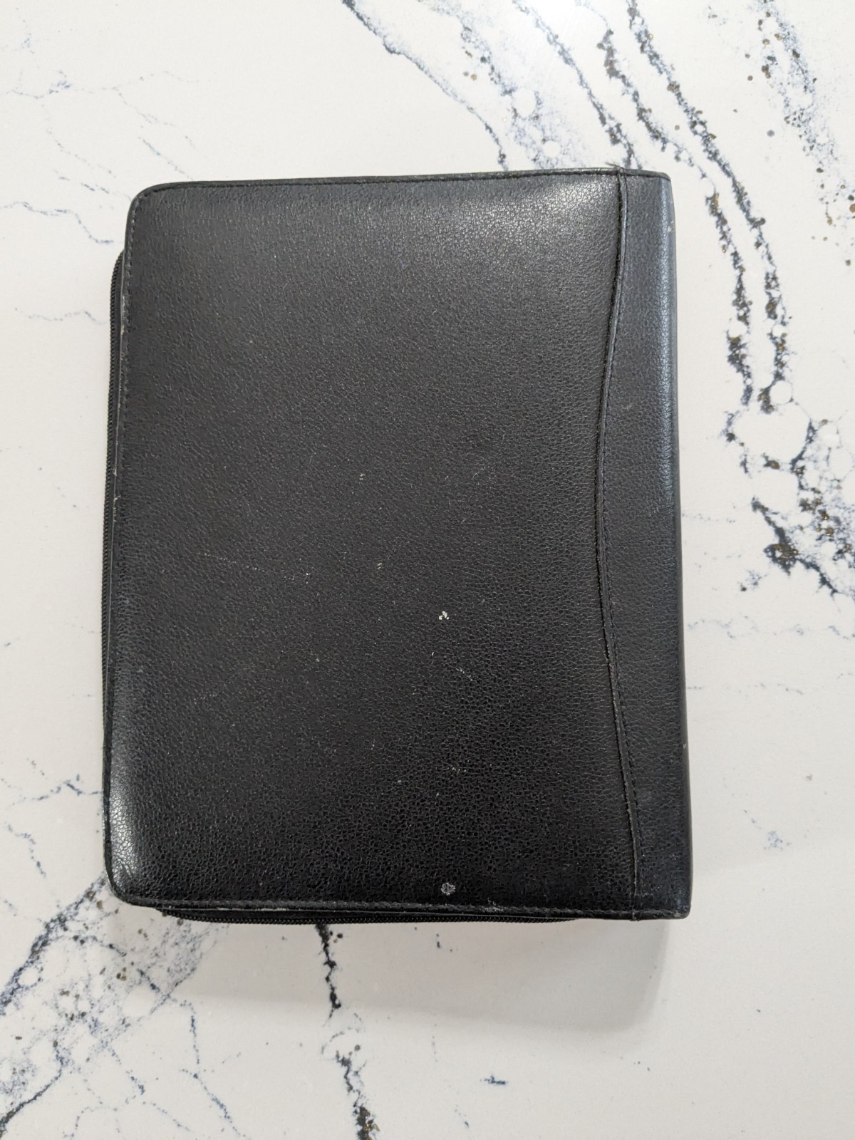 VTG Day Runner Planner Classic 3-Ring Organizer Zip Black Leather Folio Large