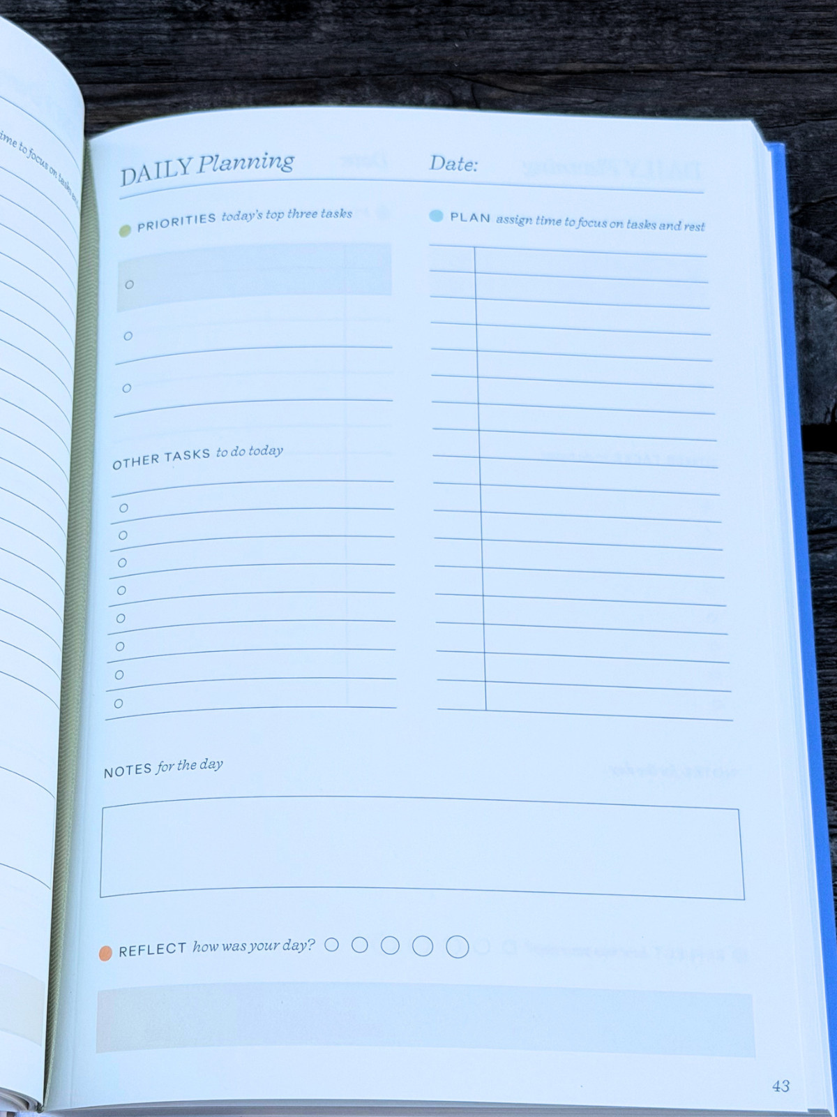 NEW Blue & Cream Papier “Start Fresh Everyday” 16 Week Productivity Planner