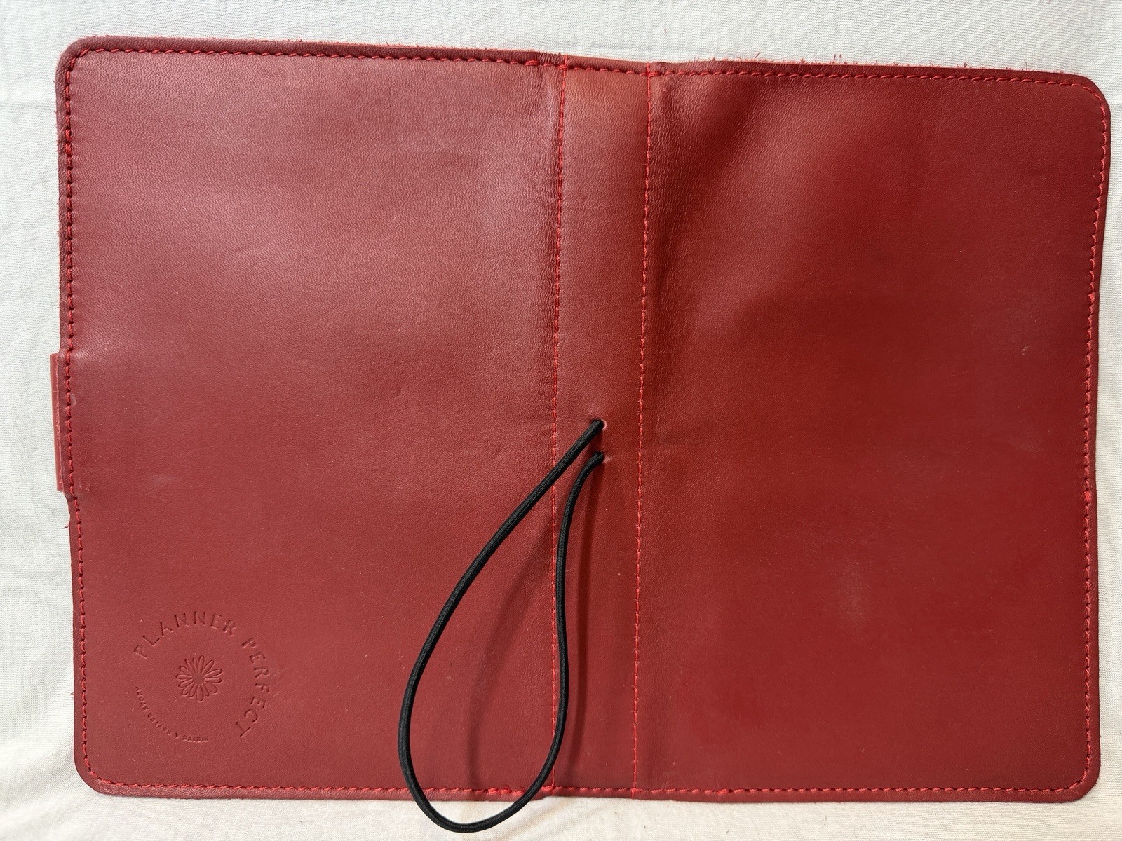 Planner Perfect Brand Traveler’s Notebook – Darker Red
