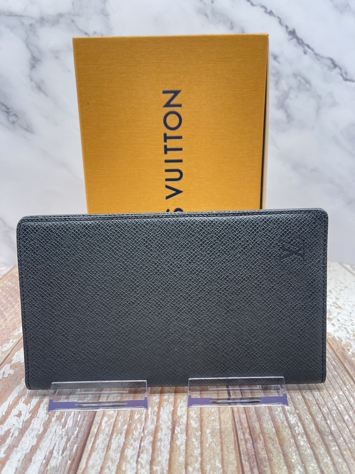 Louis Vuitton Long Agenda Wallet Black Epi Leather Made in Paris USA Authentic
