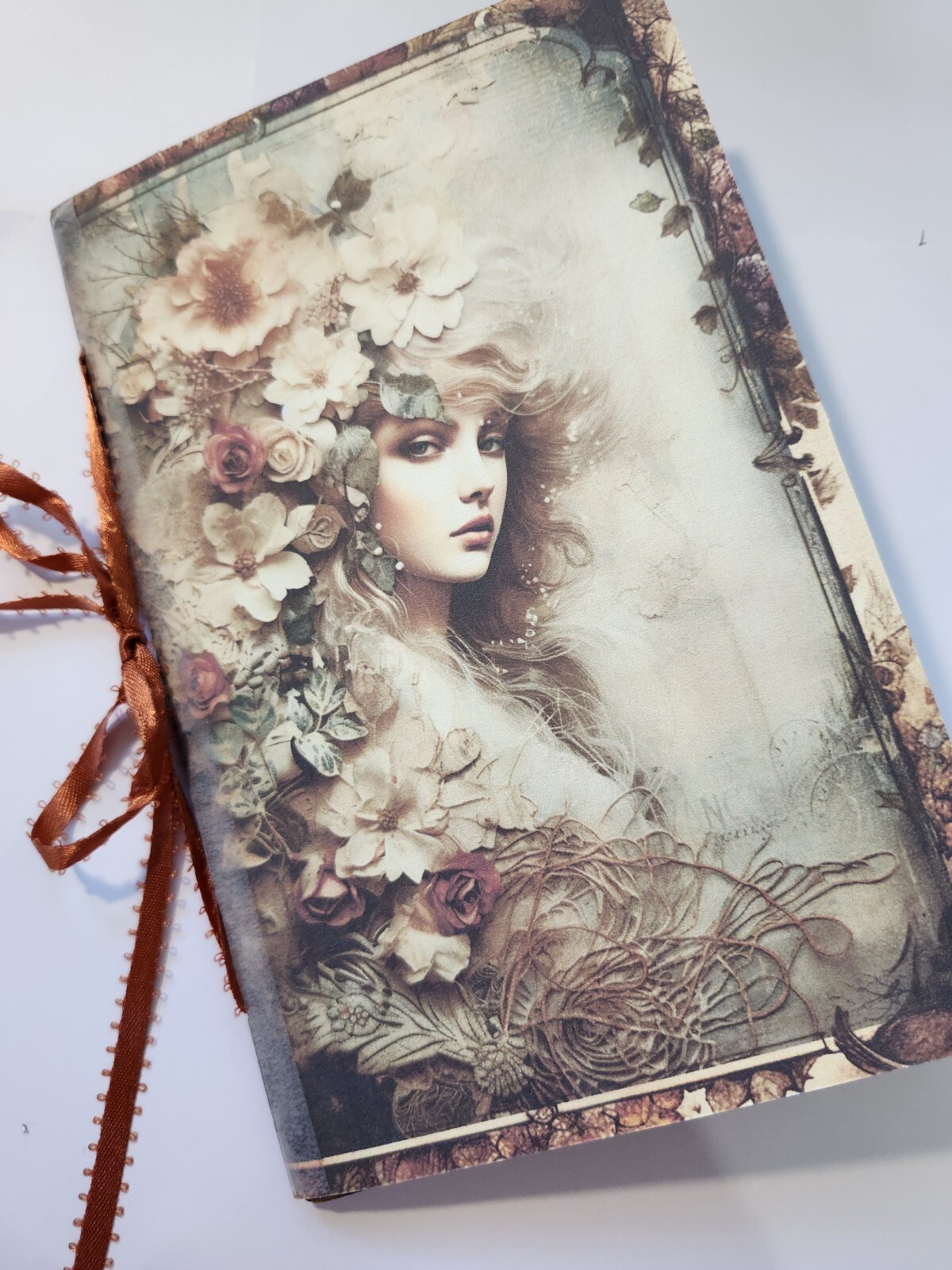 Junk Journal Blank BOOKLET “VICTORIAN WINTER” HANDMADE Christmas, LG 8.5″x5.5