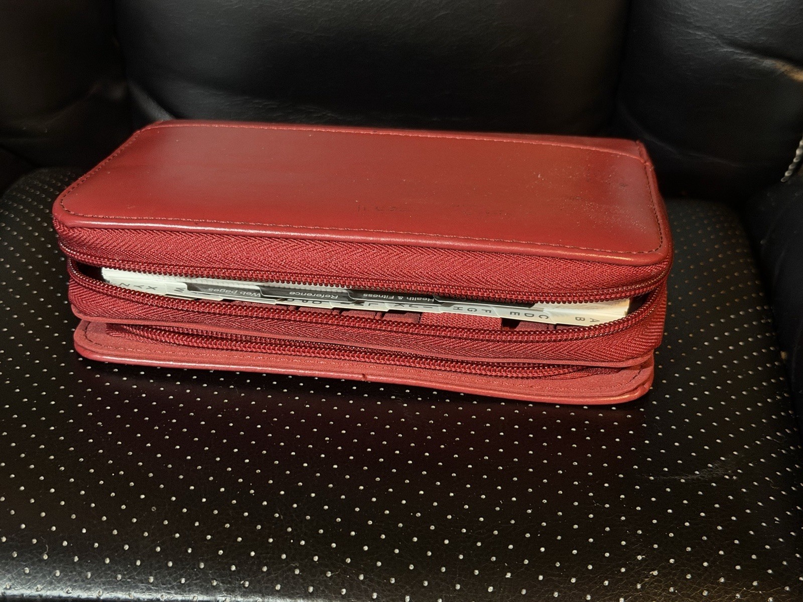 Mundi Mundex Daily Planner Address Book Maroon Zip Close Organizer Red Wallet
