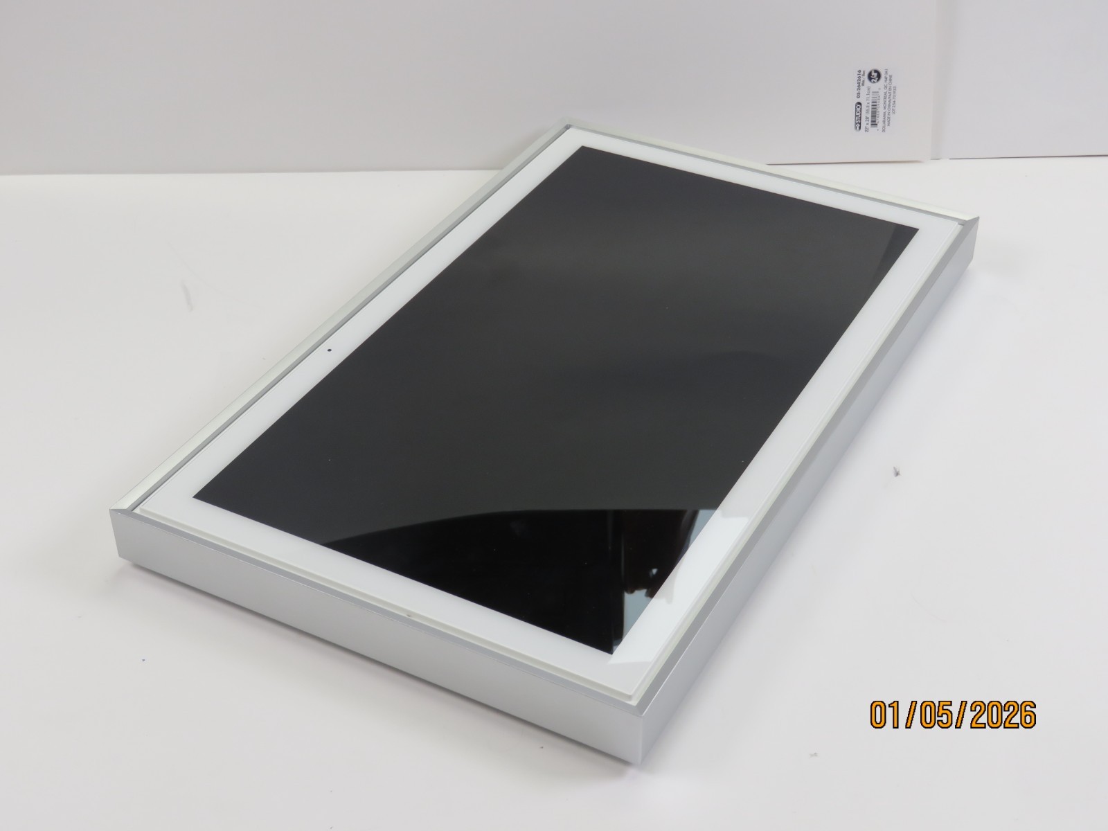 Skylight 150BECA Touchscreen Calendar Smart Display – Silver [S28]