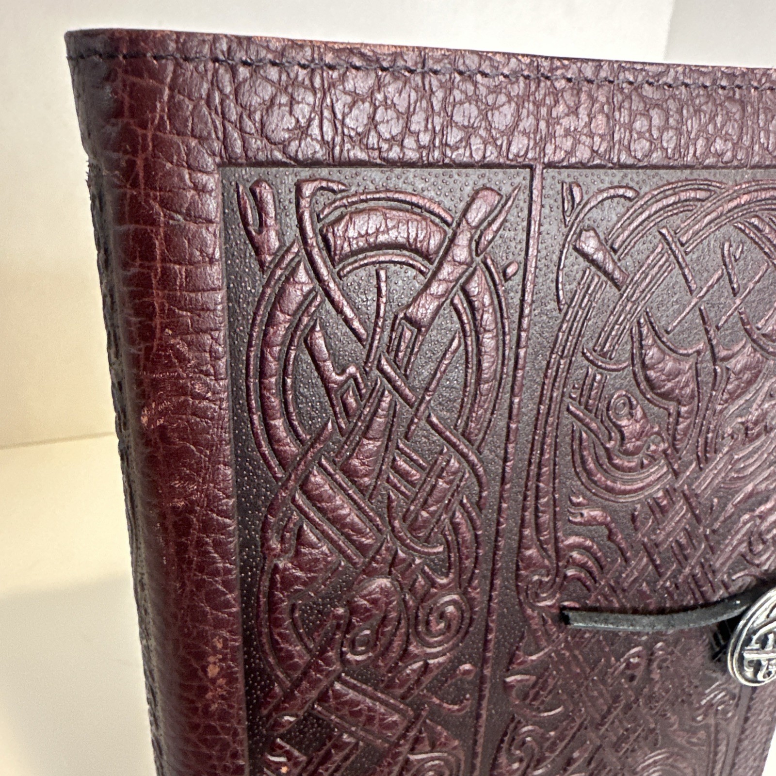 NEW Oberon Design Genuine Leather Journal Cover Irish Celtic Pewter Button 9×6