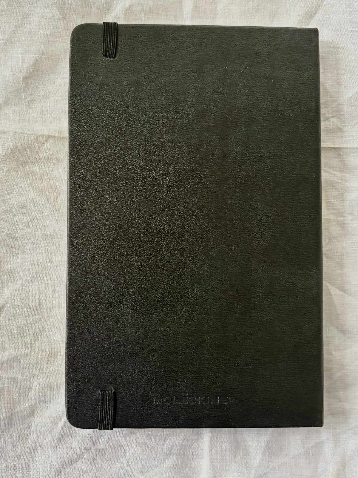 MOLESKINE THE HOBBIT LARGE RULED NOTEBOOK-SMAUG/MOUNTAINS COVER