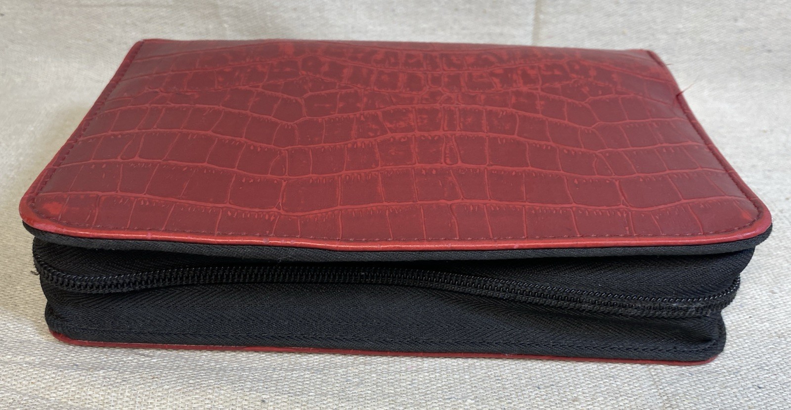 Day Runner Burgundy/Red Faux Croc Zip Planner Binder Organizer Wallet 6 Ring Vtg
