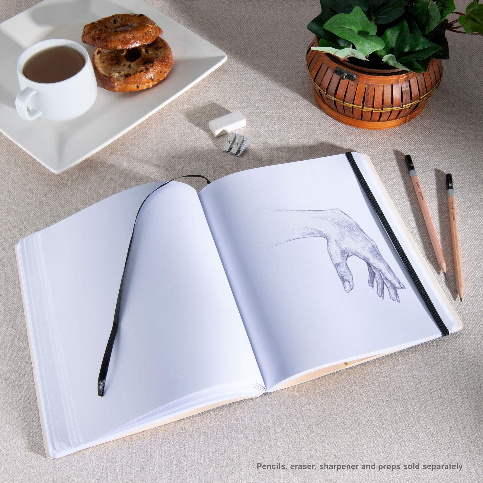 Pentalic 8″ x 10″ Pocket Sketchbook Traveler Journal, 160 Pages, Black