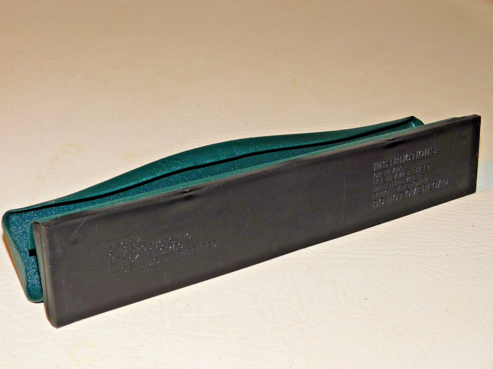 Franklin Quest Pocket Size 6-Hole Punch for 3.5″ x 6″ Planner Sheets, Green