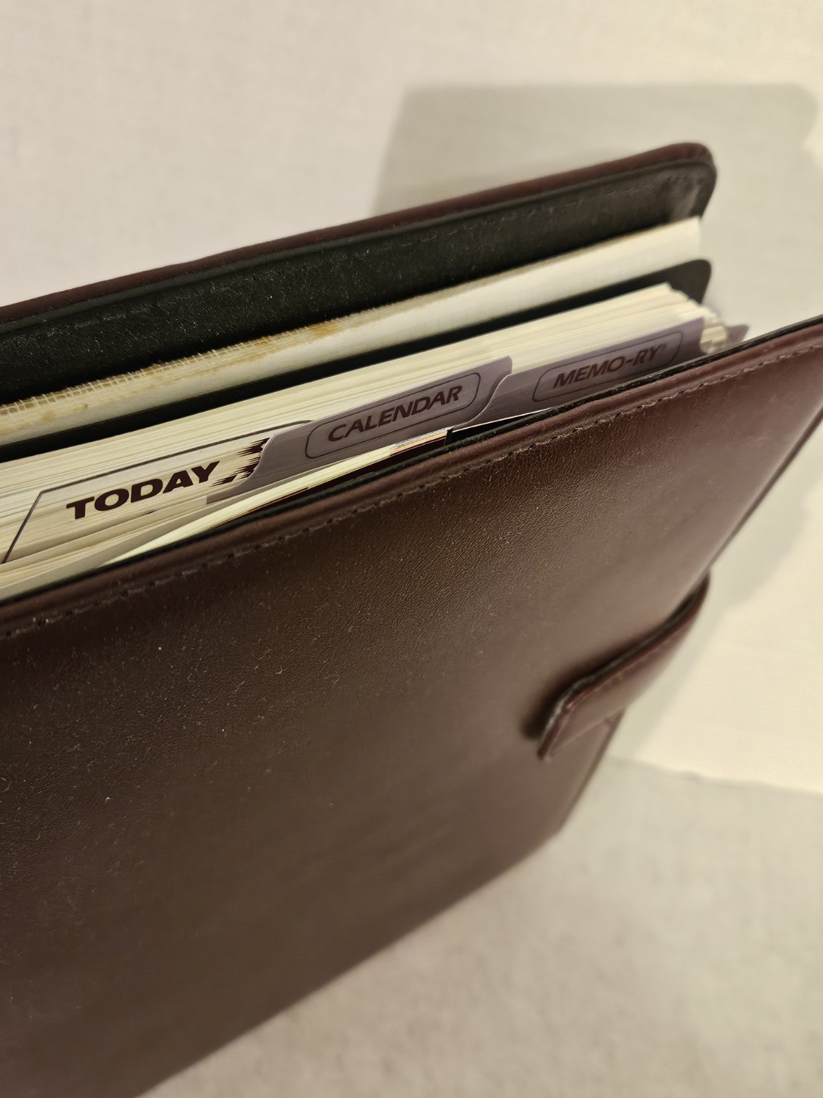 Vtg 1994 Leather Day Runner Classic Edition Planner 3-Ring Binder Burgundy