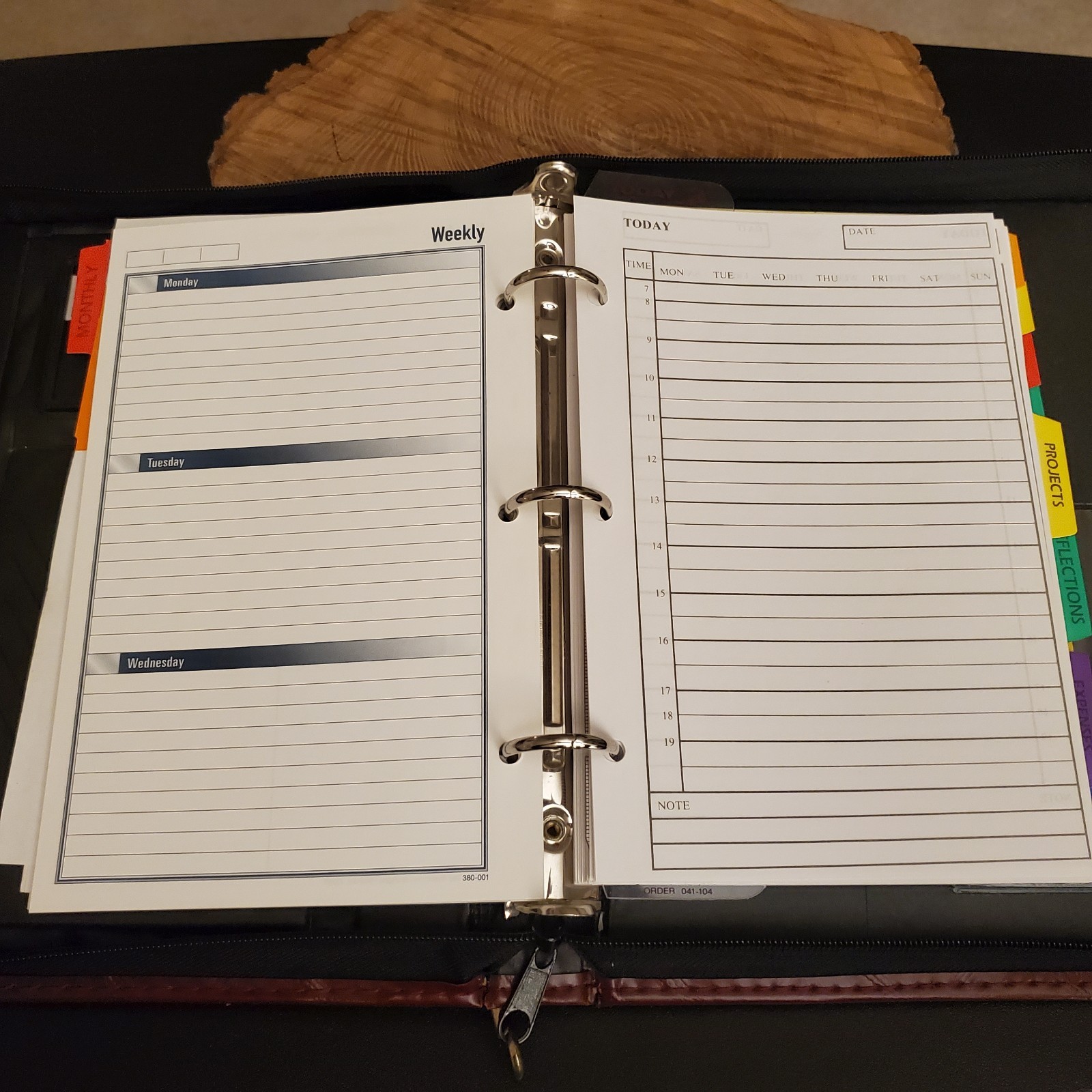 3-Ring Day Planner Organizer Unbranded Date Mate Leatherette Burgundy Vintage