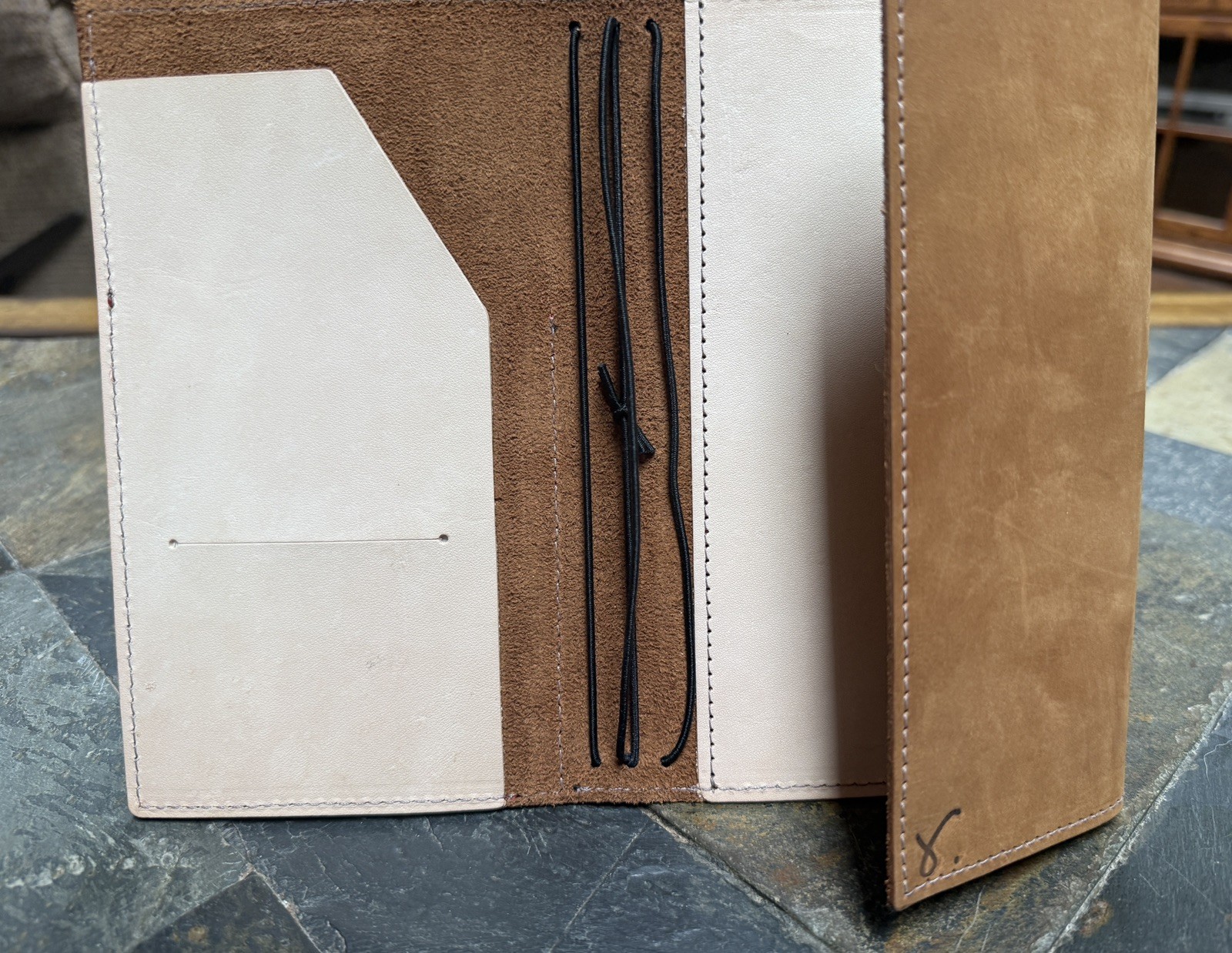 ~*Sojourner USA ~B6 Slim Trifold ~ Seed Nubuck Leather ~ Natural Leather Pockets