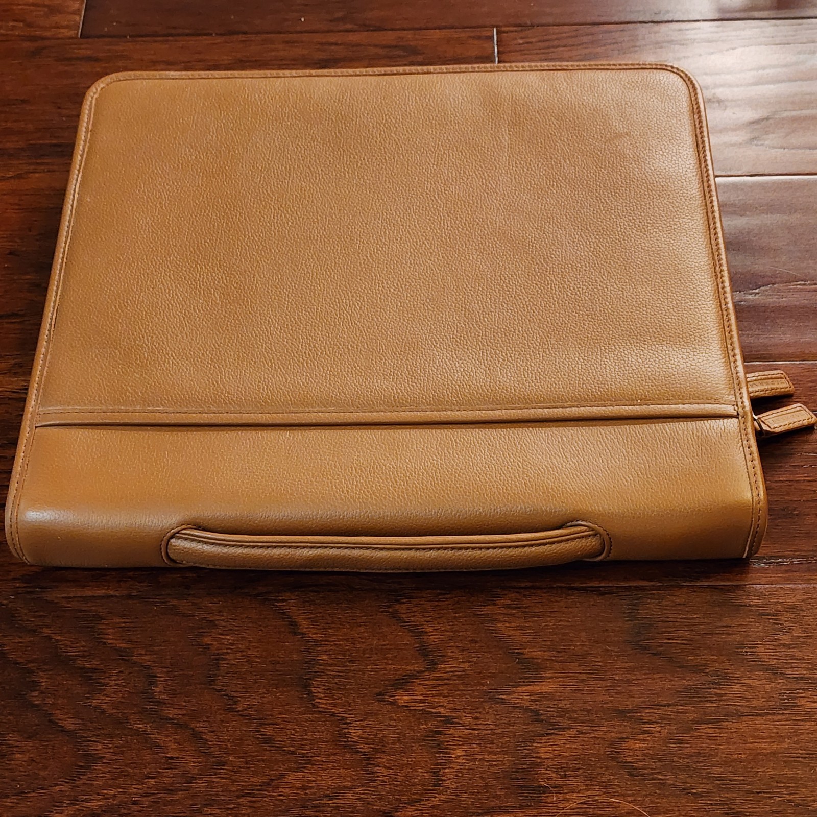 Levenger 12″ x 13.5″ Brown Leather Folio Full-Zip Portfolio Note Pad Handle