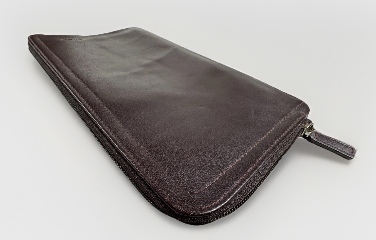 Levenger Wallet Organizer Zip Planner Credit Card Pen Storage 9.5” x 5”