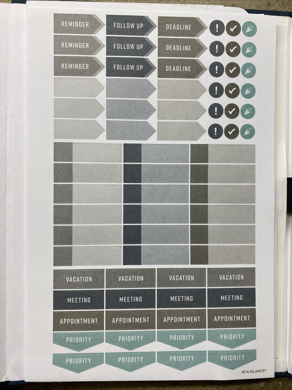 AT A GLANCE Foundation Weekly Monthly Planner Hardcover UNDATED Blue 5.5 x 8.5