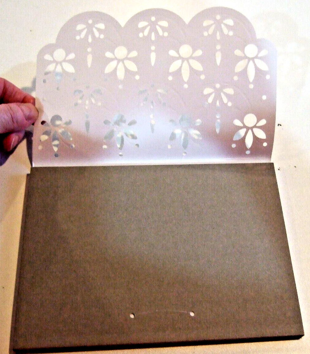 Lot of 3 Floral Heavy Cardstock Covered Lined Tri-Fold Journals – NEW (#8)