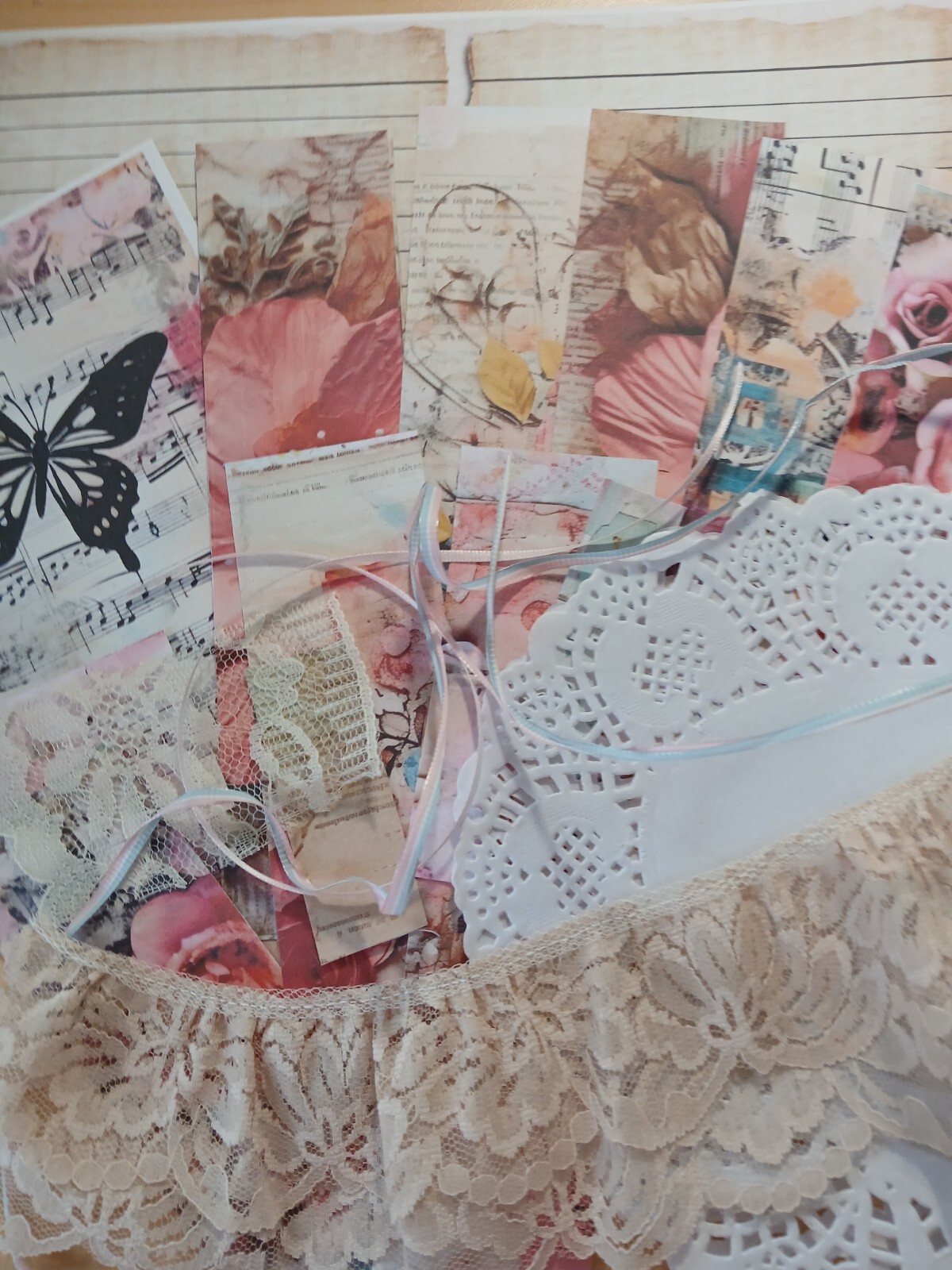 Junk Journal Booklet “3D FLOWERS 2″ Lg 6″x9” 40pg Dimensional Florals In Pink