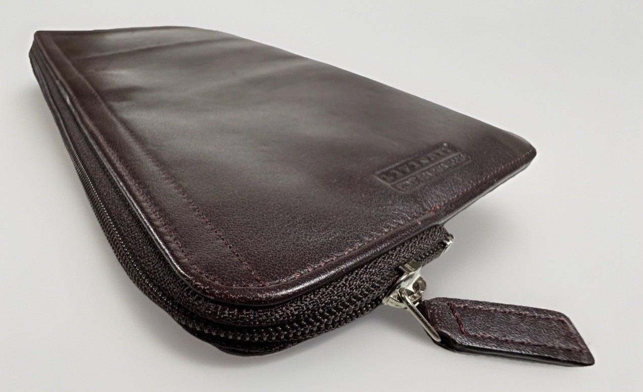 Levenger Wallet Organizer Zip Planner Credit Card Pen Storage 9.5” x 5”