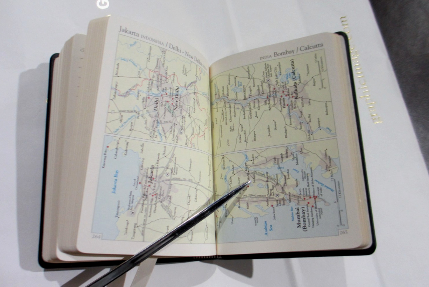 World Travel Journal 4×6 Soft Leather Cover 320 Pages Graphic Image Black