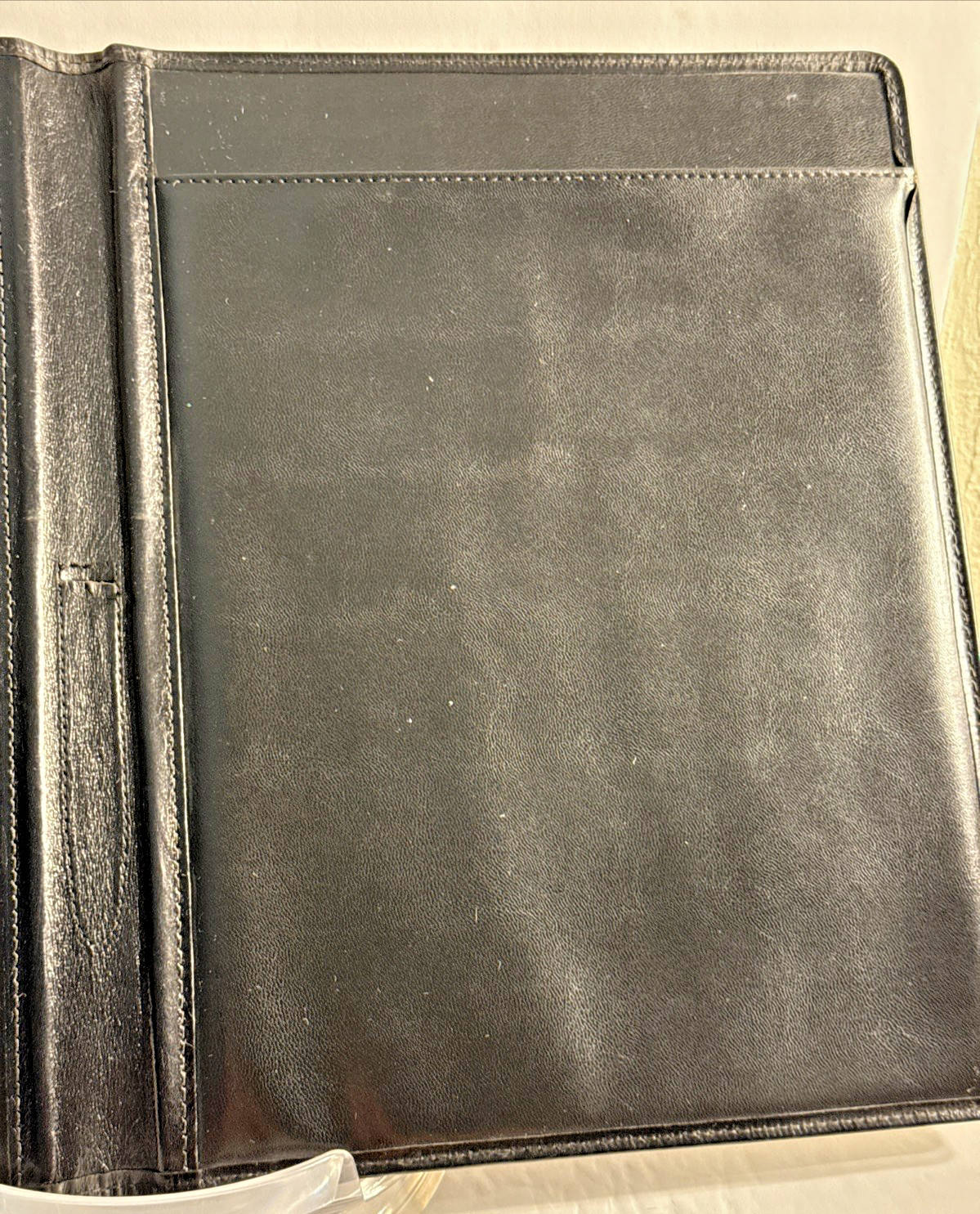 BOSCA USA VINTAGE Black Hand Stained Old Leather Deluxe Portfolio 7 DAY SALE