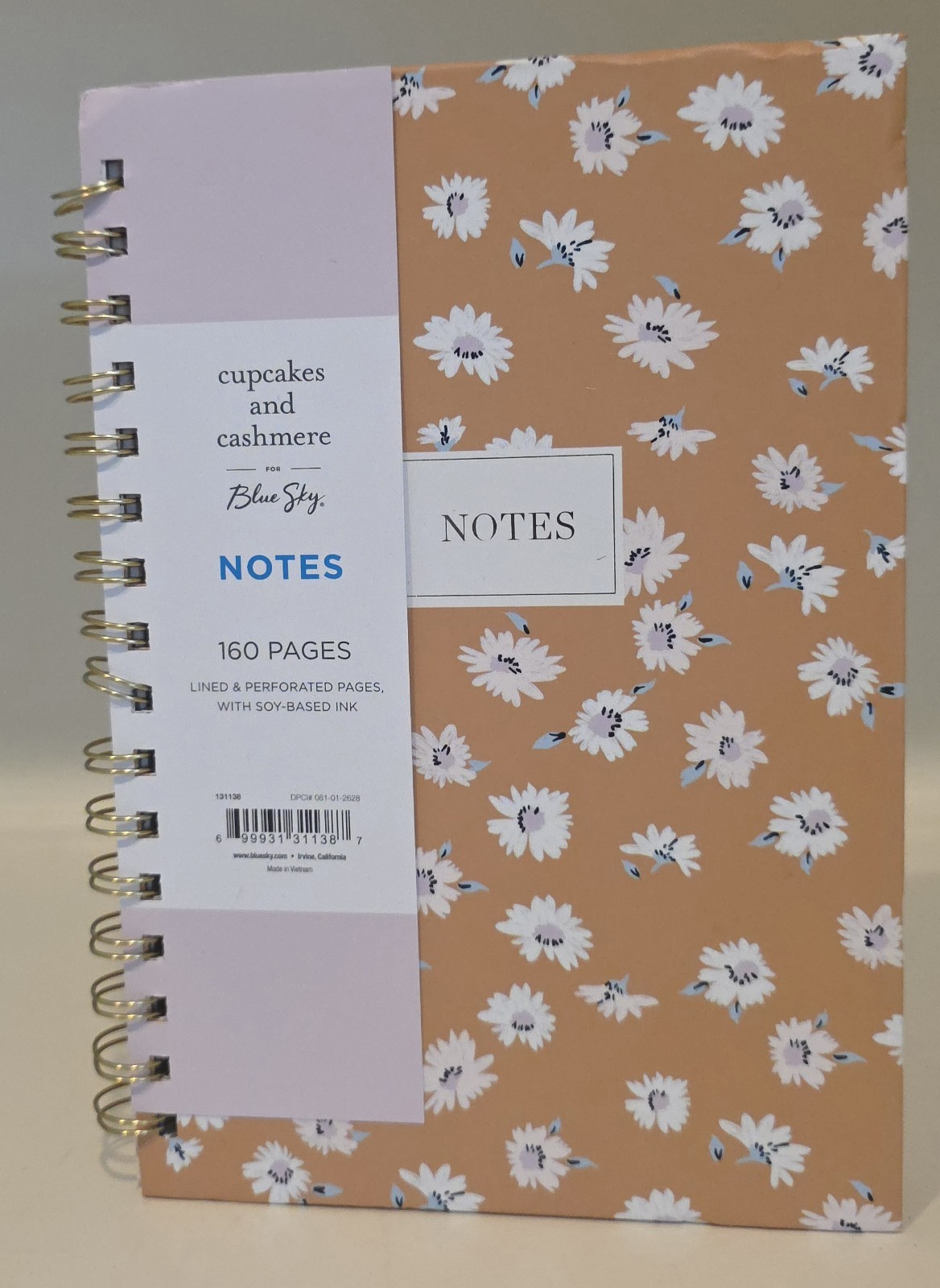 Lot: Everygirl open-dated Planner, Self-Care Notes, BlueSky Notes – Very Good