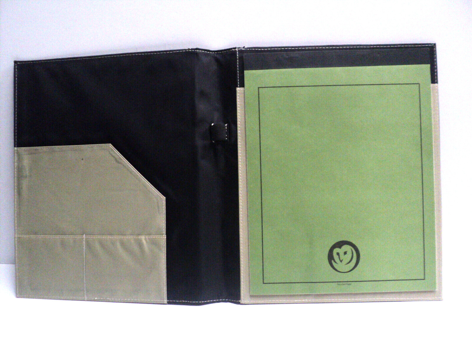 New Leed’s Owl Portfolio w/ 51% Post-Consumer Recycled Materials 11.75″ x 10″