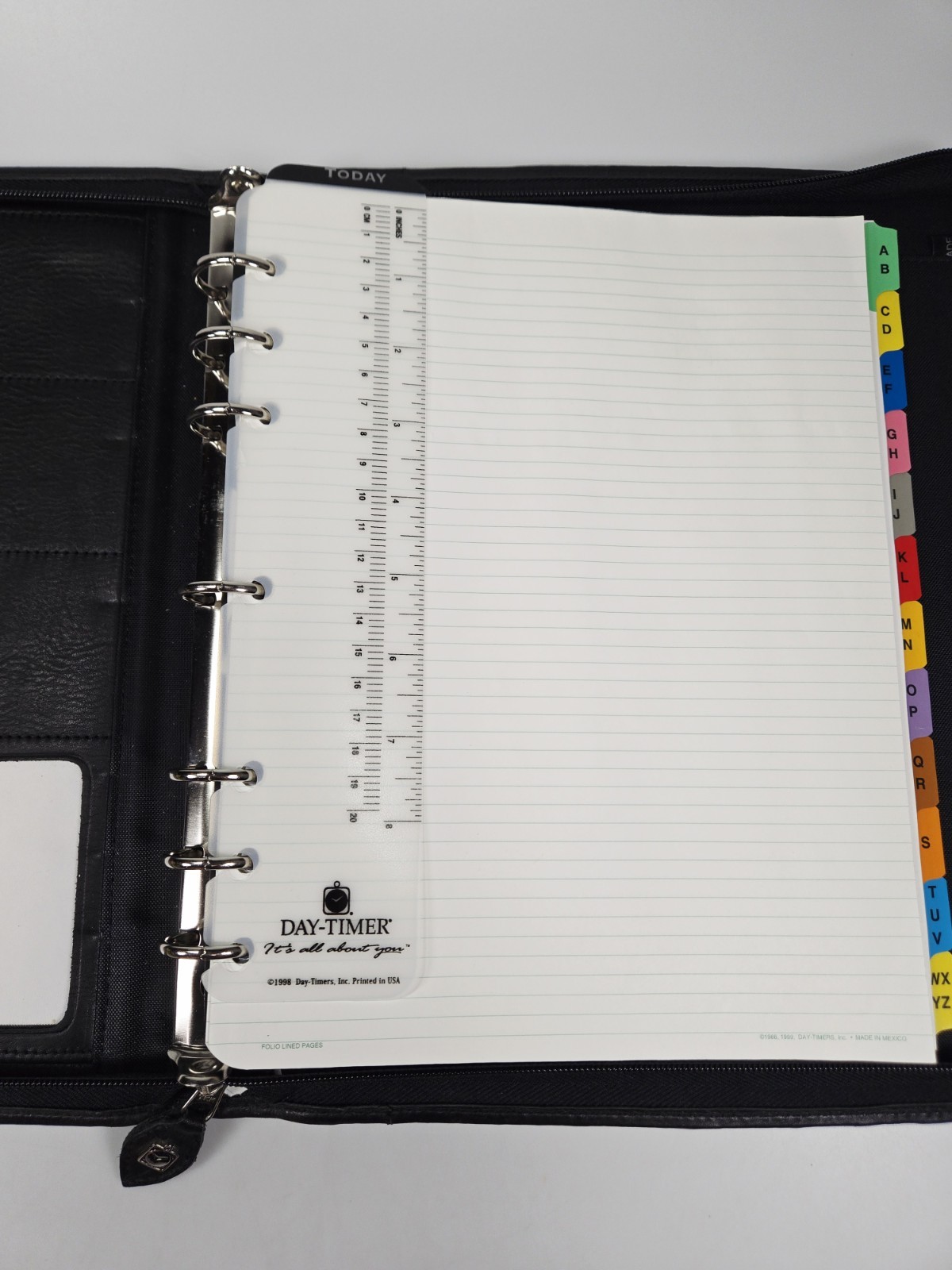 Vintage Daytimer Zip Around Organizer Planner Genuine Leather 11×13 Calender