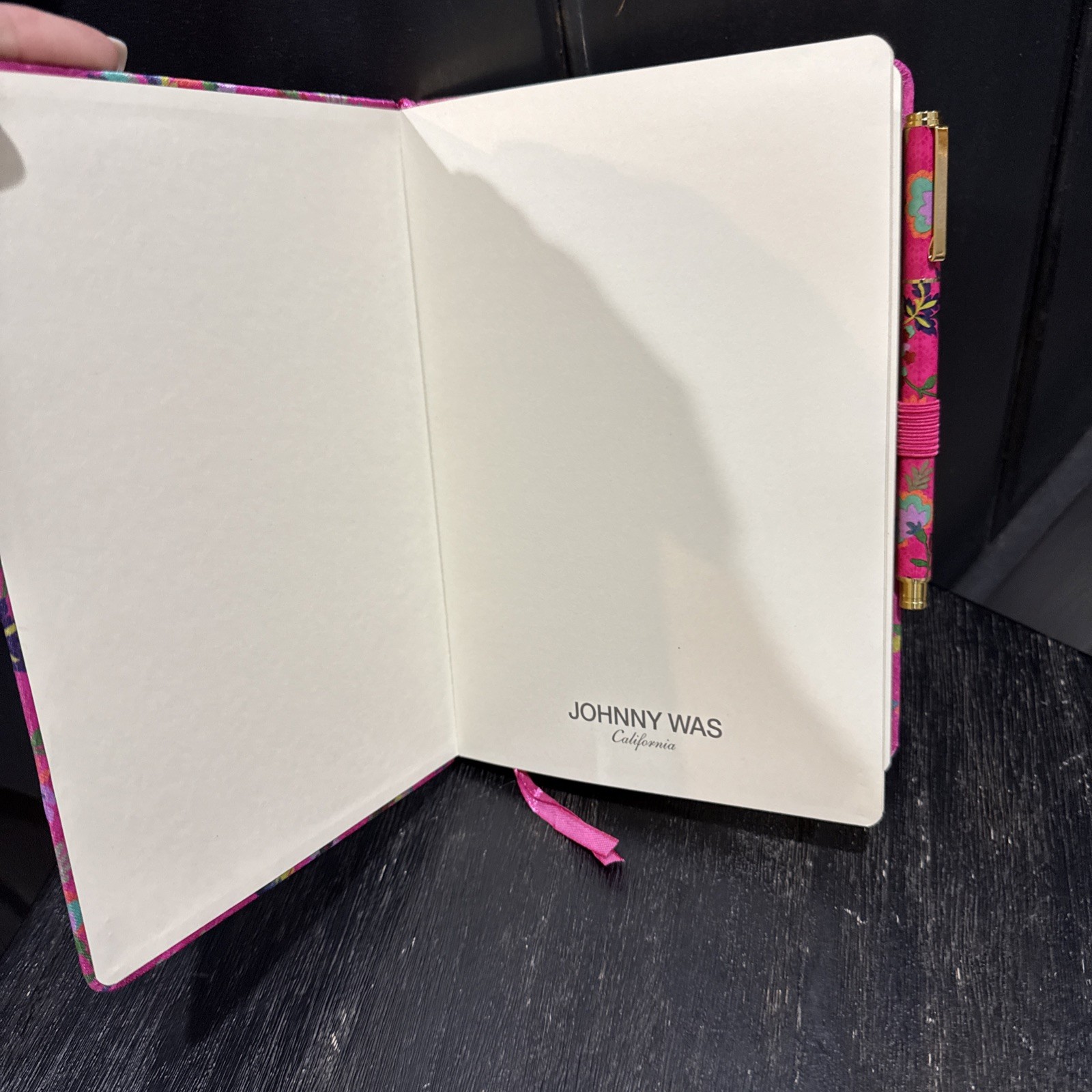 Johnny Was Verney Journal and Pen Set Silk Blend Floral Pink Size 8.5″ x 6″ NEW