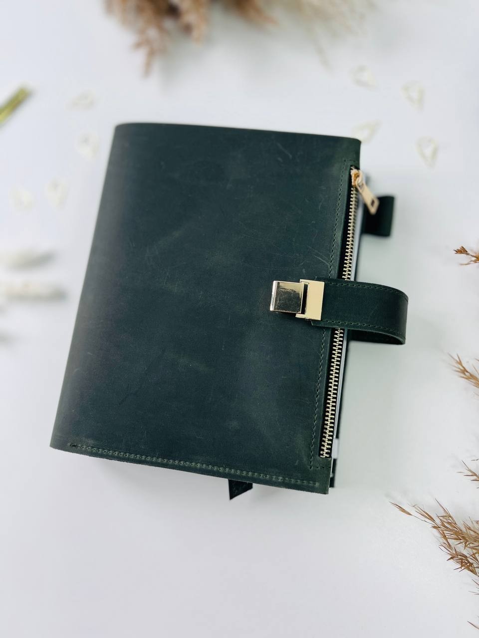 Leather notebook cover A5 binder 6 rings, format A4 and A5 documents.