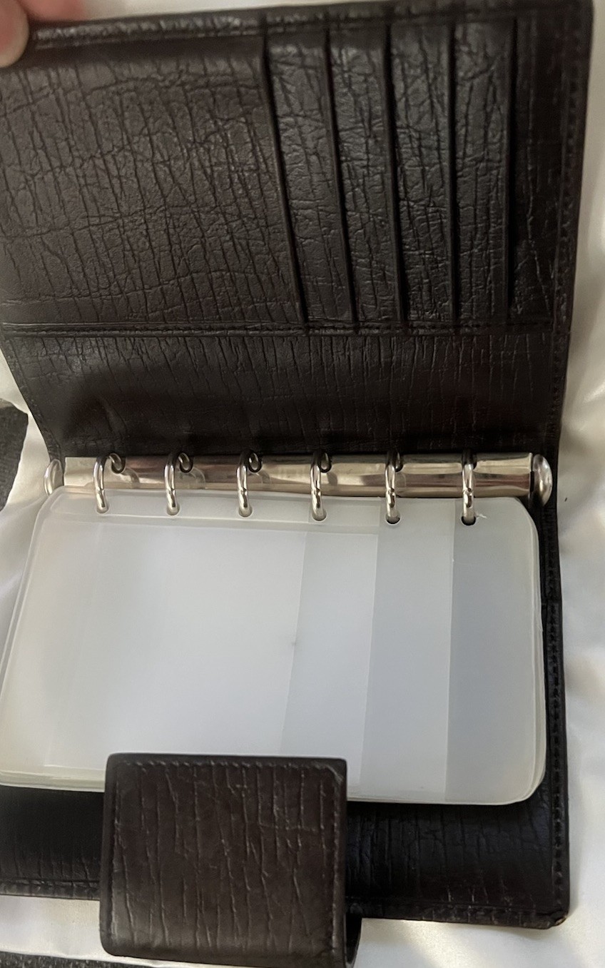 Gucci GG Classic Agenda Day Planner Binder Vintage Leather Wallet With Dust Bag