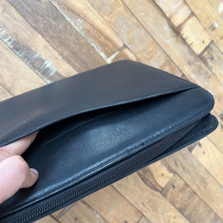 Black Genuine Leather Day-Timer Organizer 7-Ring Binder 10.5″ Zip Around Closure