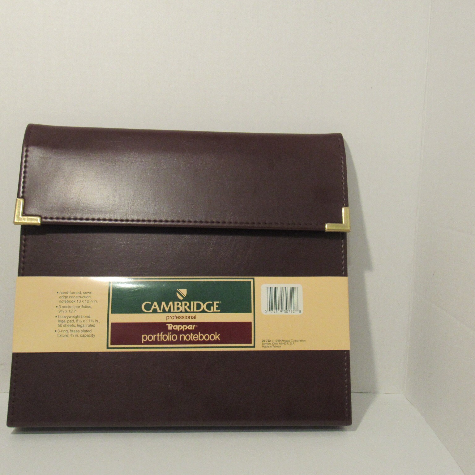 Cambridge Professional Trapper Portfolio Burgundy Notebook 13 x 12 1/4 in