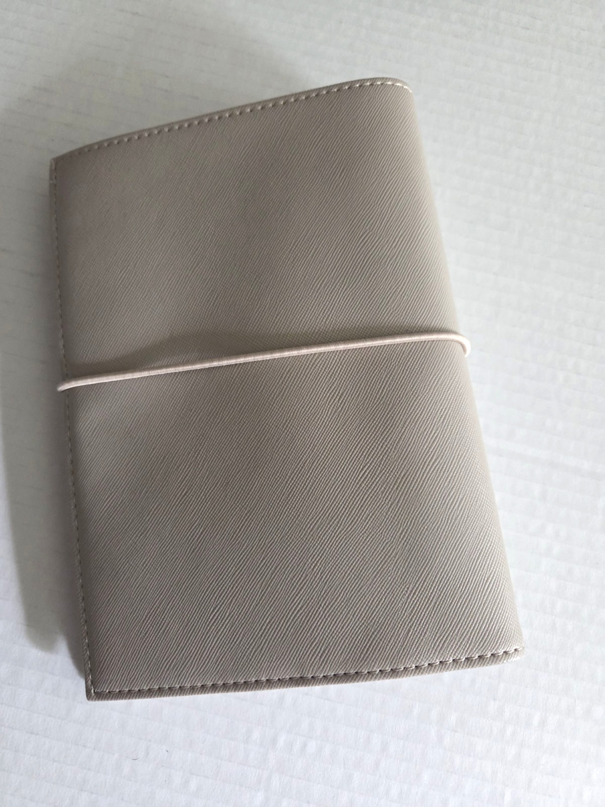 Print Pression Personal Size Planner Elastic Closure in Taupe EUC