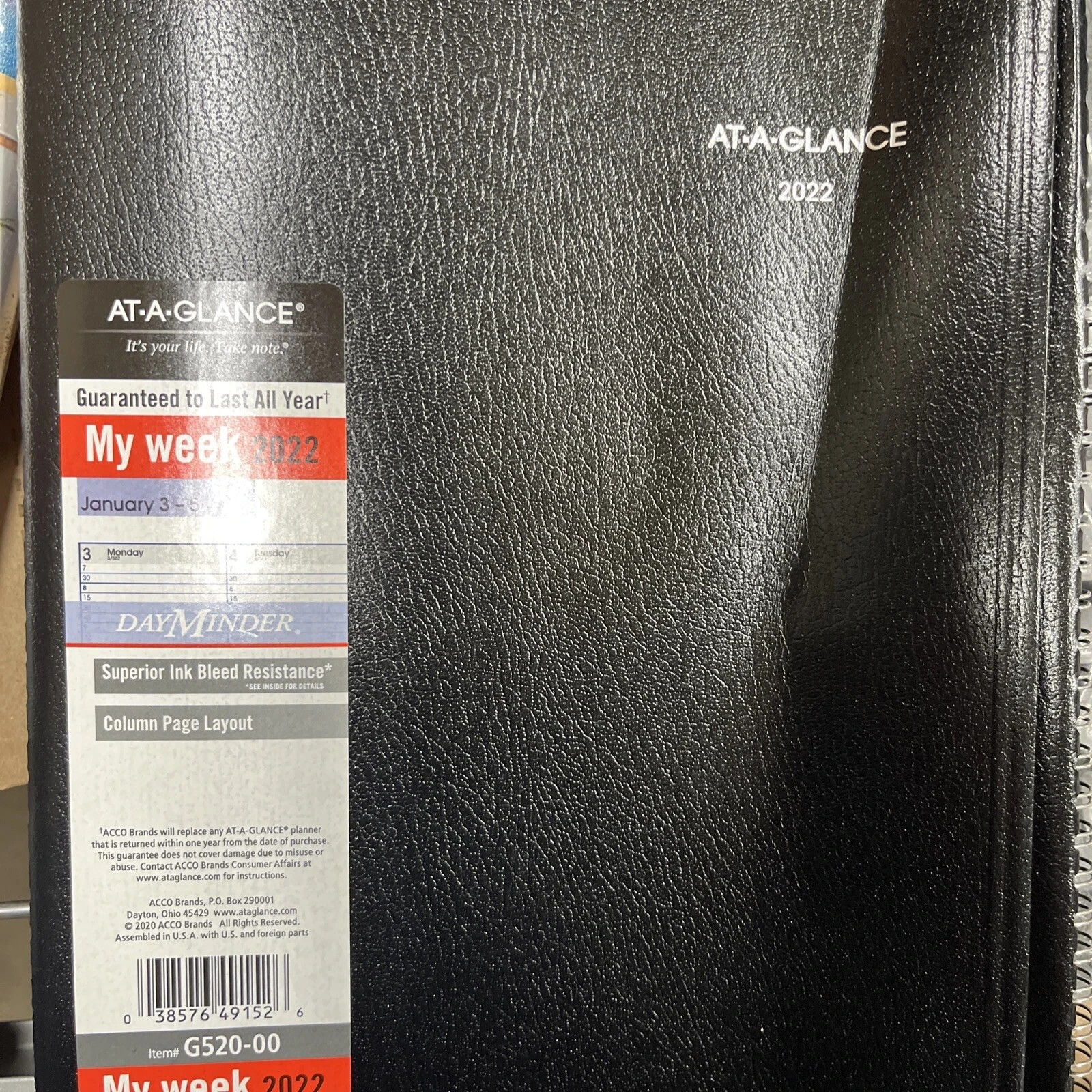 2022 At-A-Glance DayMinder G520-00 Weekly Appointment Book, 8 x 11″, Black Cover