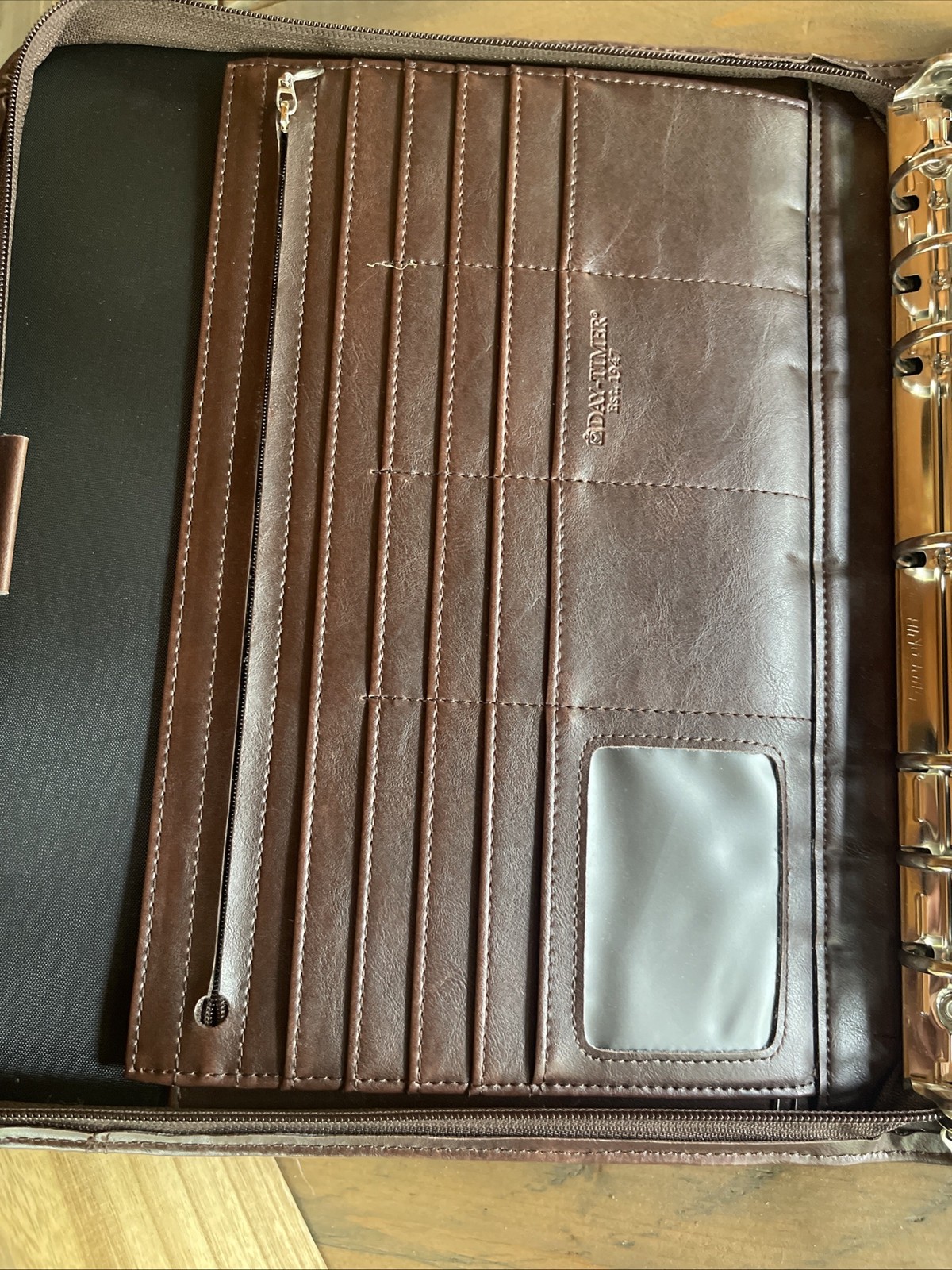 Day-Timer Distressed Leather Zippered Planner Cover, Brown, Folio 8 1/2 x 11