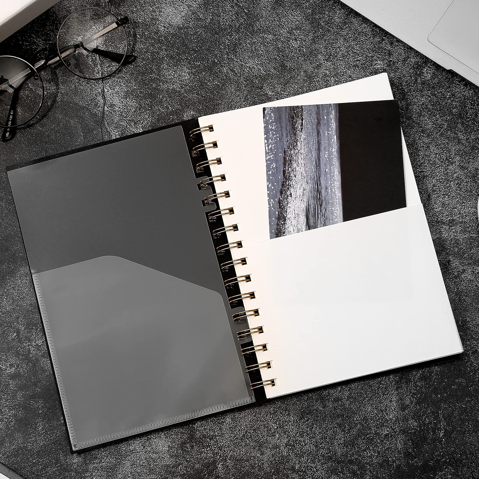 Dot Grid Spiral Notebook A5 Bullet Dotted B – – A5, Black